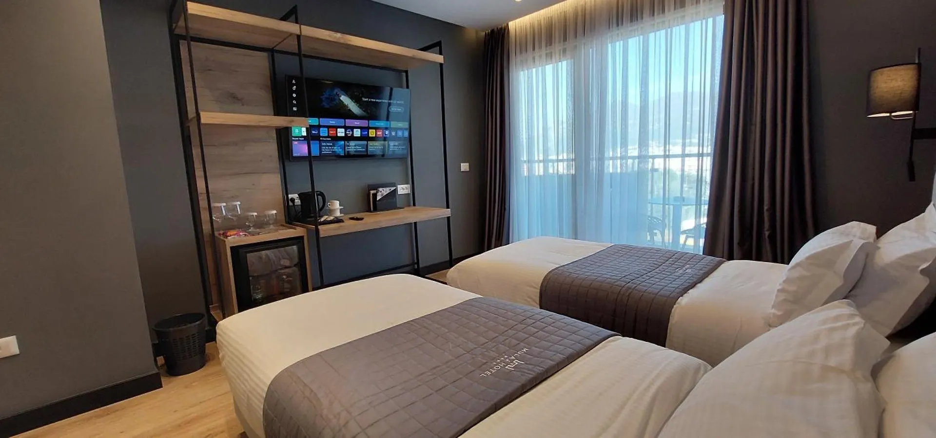 Mulaj Hotel Tirana 4*,