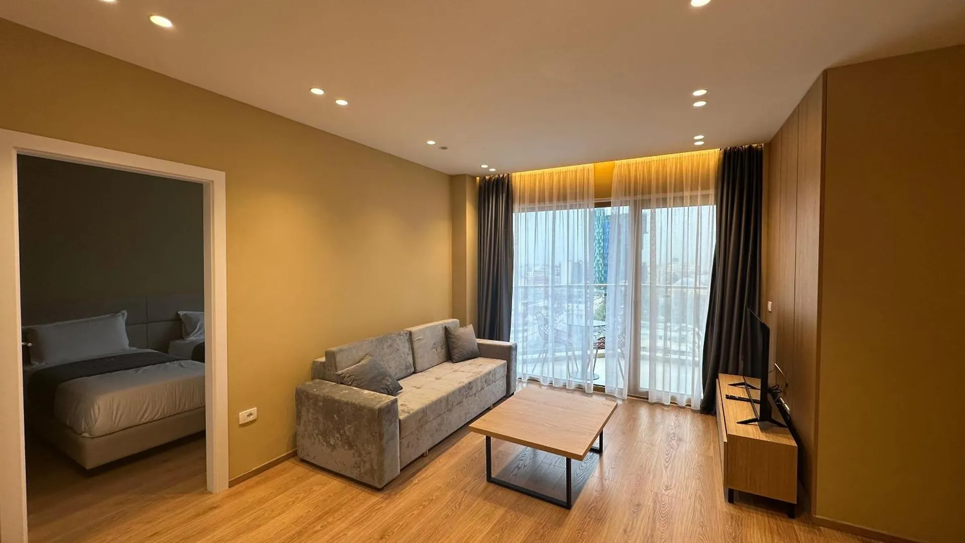 Mulaj Hotel Tirana 4*,  Albania